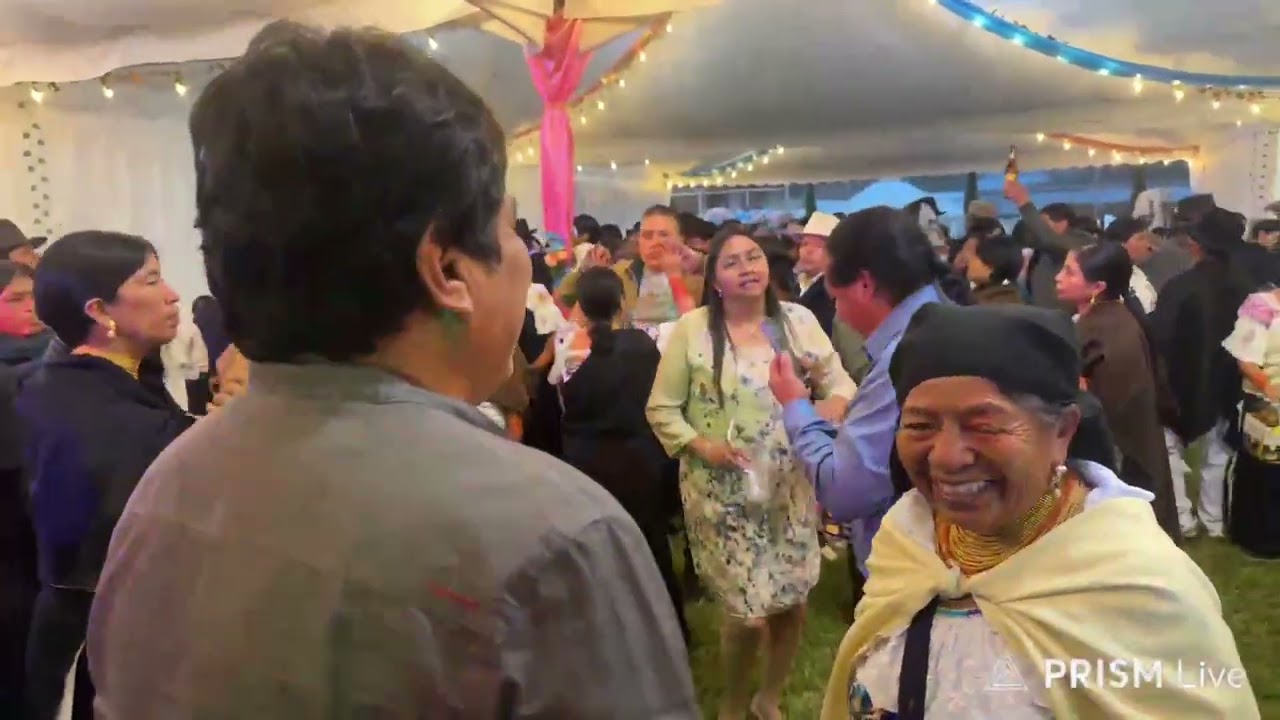 LA SENSACIÓN BANDA EN VIVO   MIX BAILABLE... 
