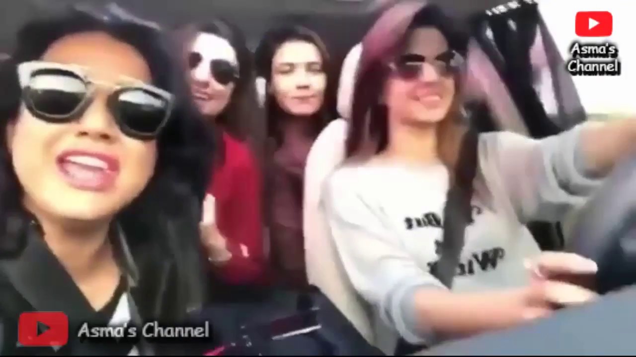 Saba Qamar Response to Neelam Munir's Viral Dance In Car Video