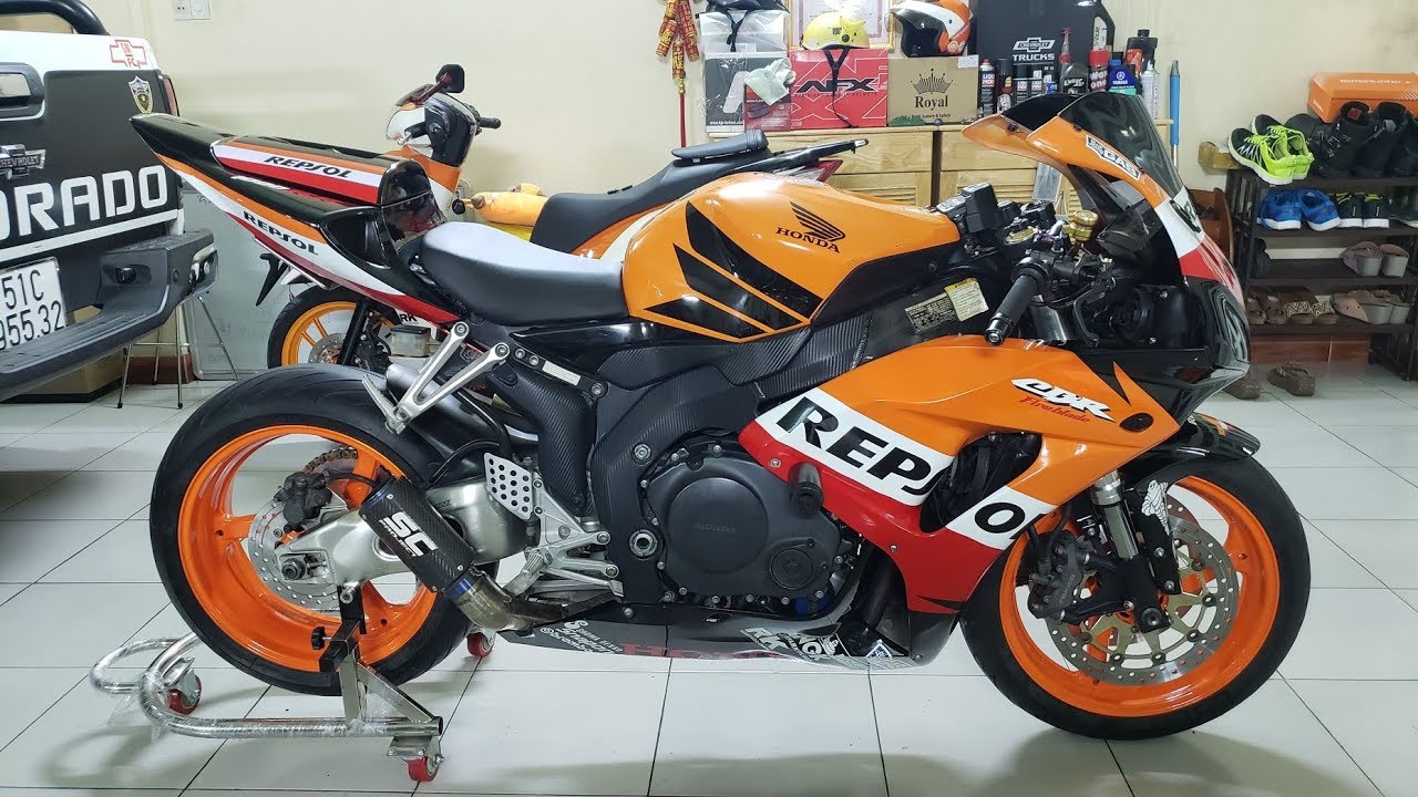 Honda CBR1000RR Fire Blade 2007