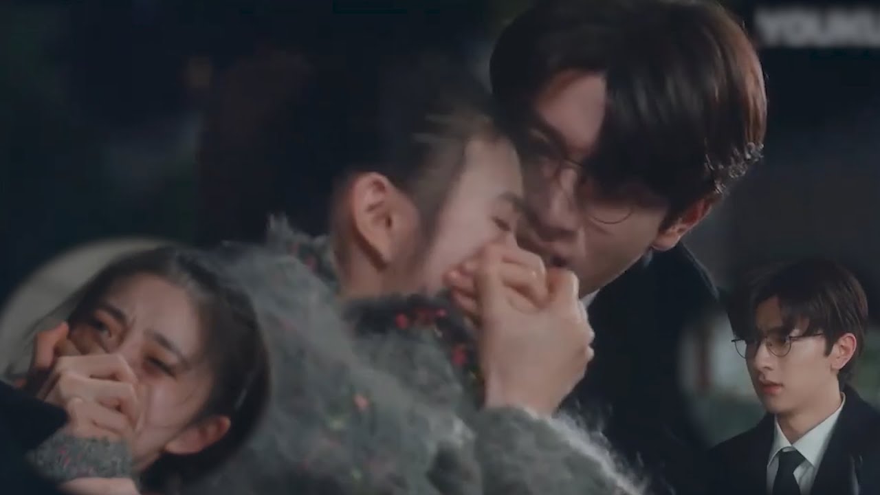 搶先看||灰姑娘得知一切都是一場夢瞬間崩潰暈厥，霸總心疼的不得了緊緊抱著她【脱轨 Derailment】
