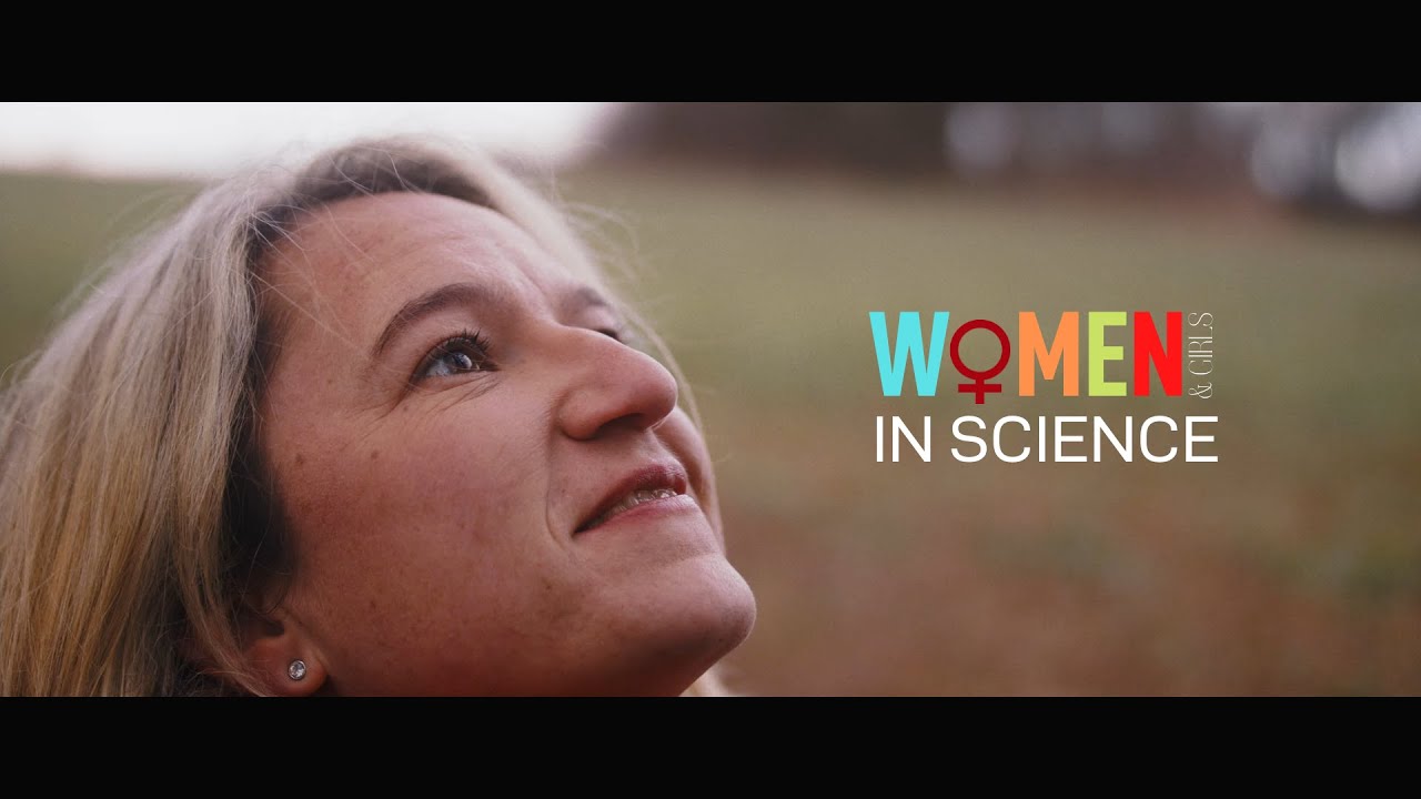 Be Brave: Women [& girls] in Science - Elisabeth John, Head of Scienteens Lab