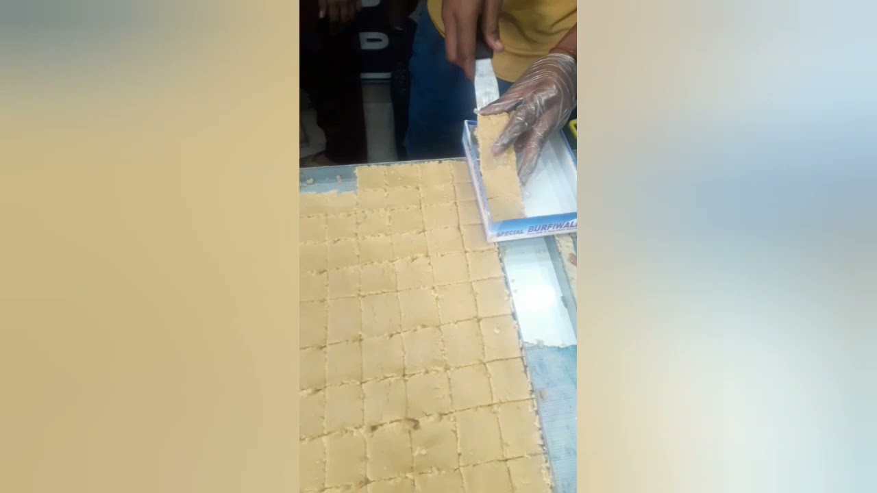 Best special Burfiwala Bhakhtawarpur Delhi 🥰💯🤗 pure milk    LIKE AND SUBSCRIBE