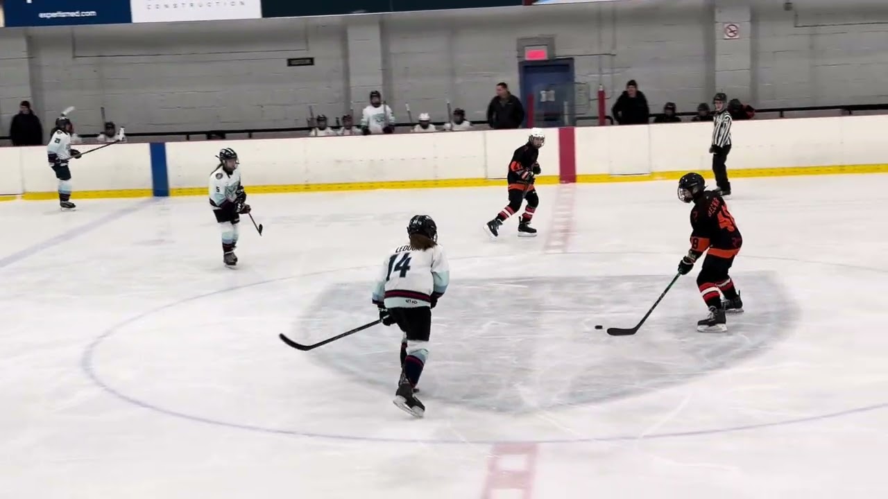 Hockey M15 B 2025-2026 : St-Laurent vs Storm Bleu