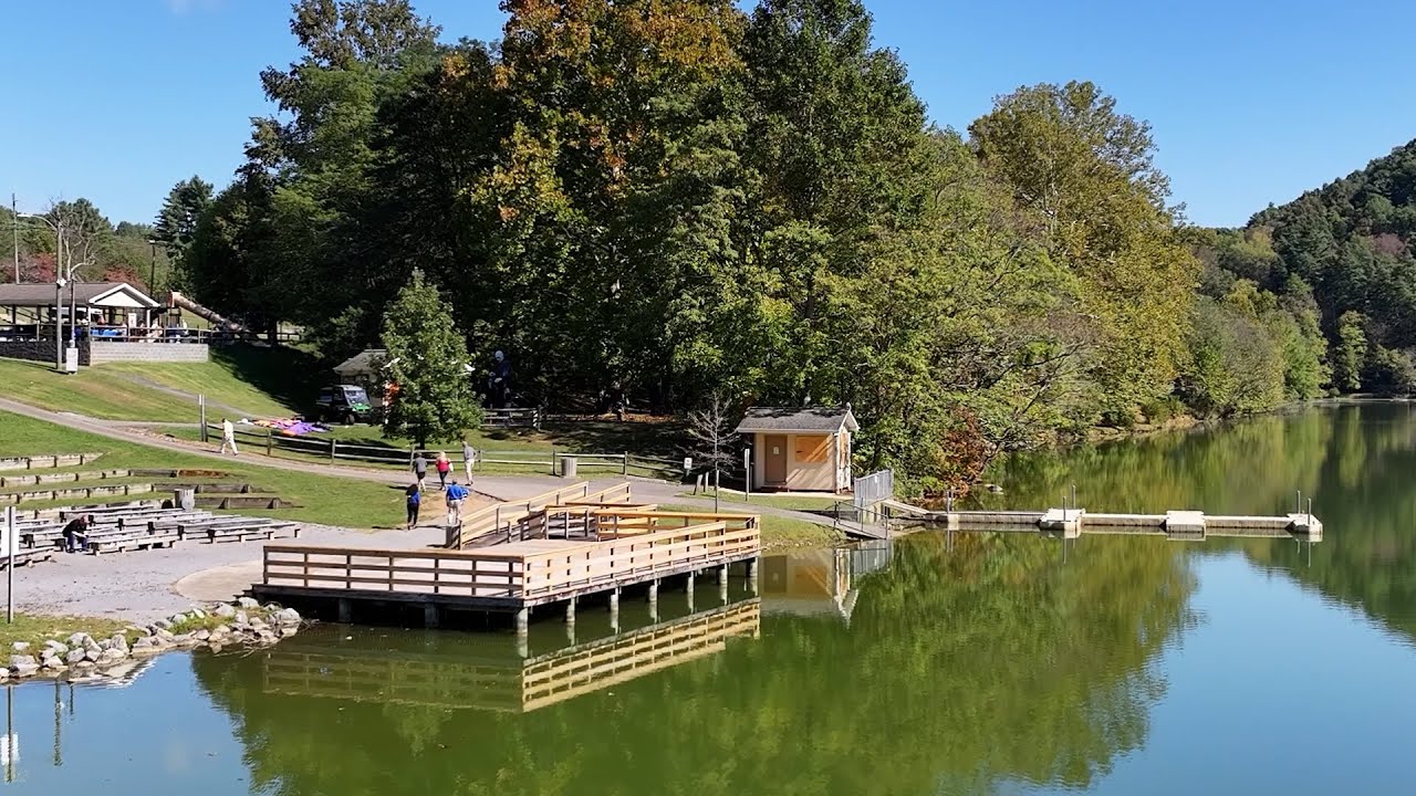 New Lakeside Deck at Steele Creek Park