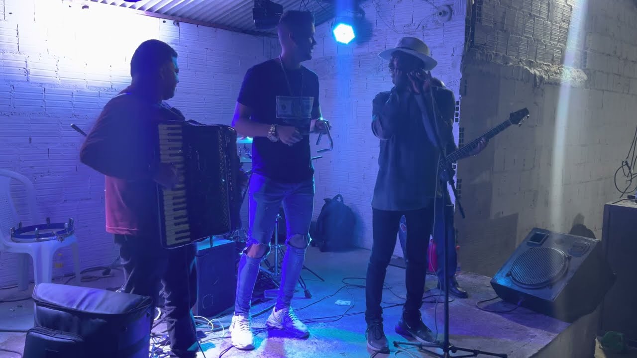 Flavinho sanfoneiro na festa de são roque em vila campos caninde 20/08/2022 na casa de showsedinheir