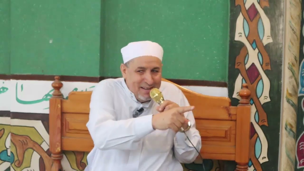  ﴿ وَيُعَلِّمُهُمُ الْكِتَابَ وَالْحِكْمَةَ ﴾