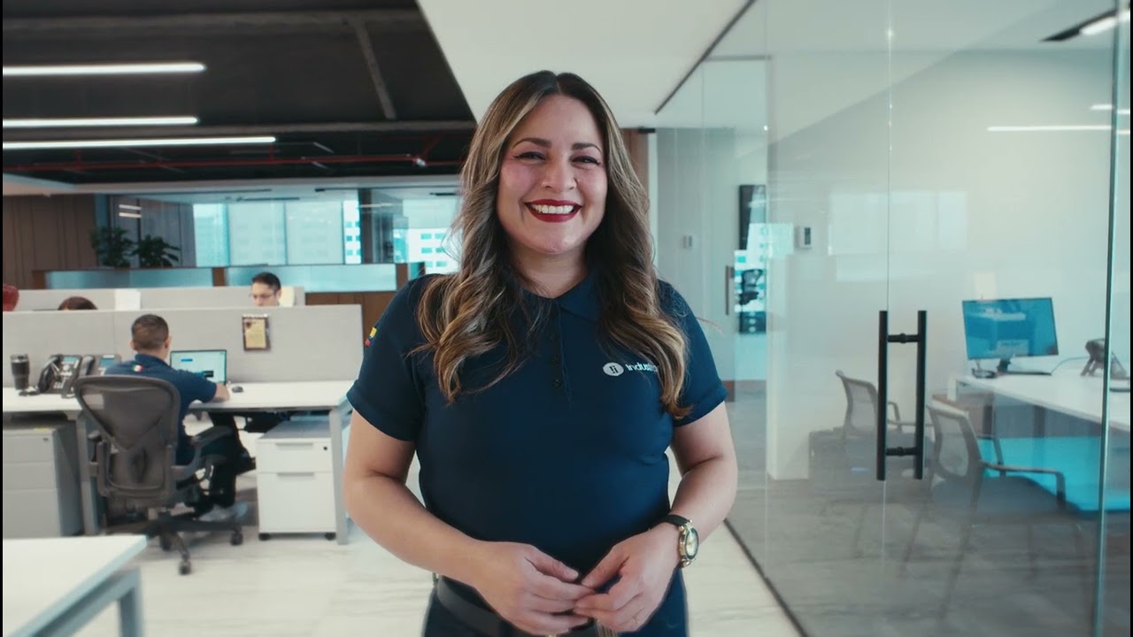 La energía está en nosotros, ¡felices fiestas 2025!