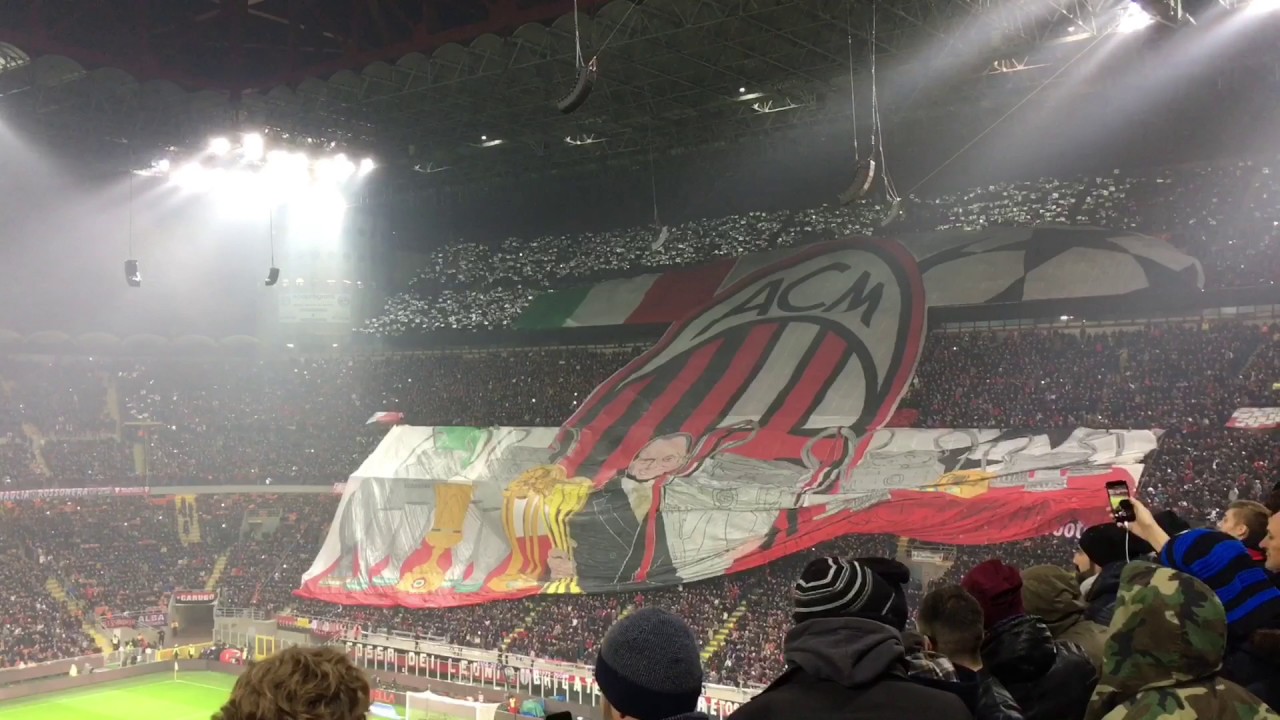 AC Milan v Inter atmosphere 20.11.16 **SERIE A**