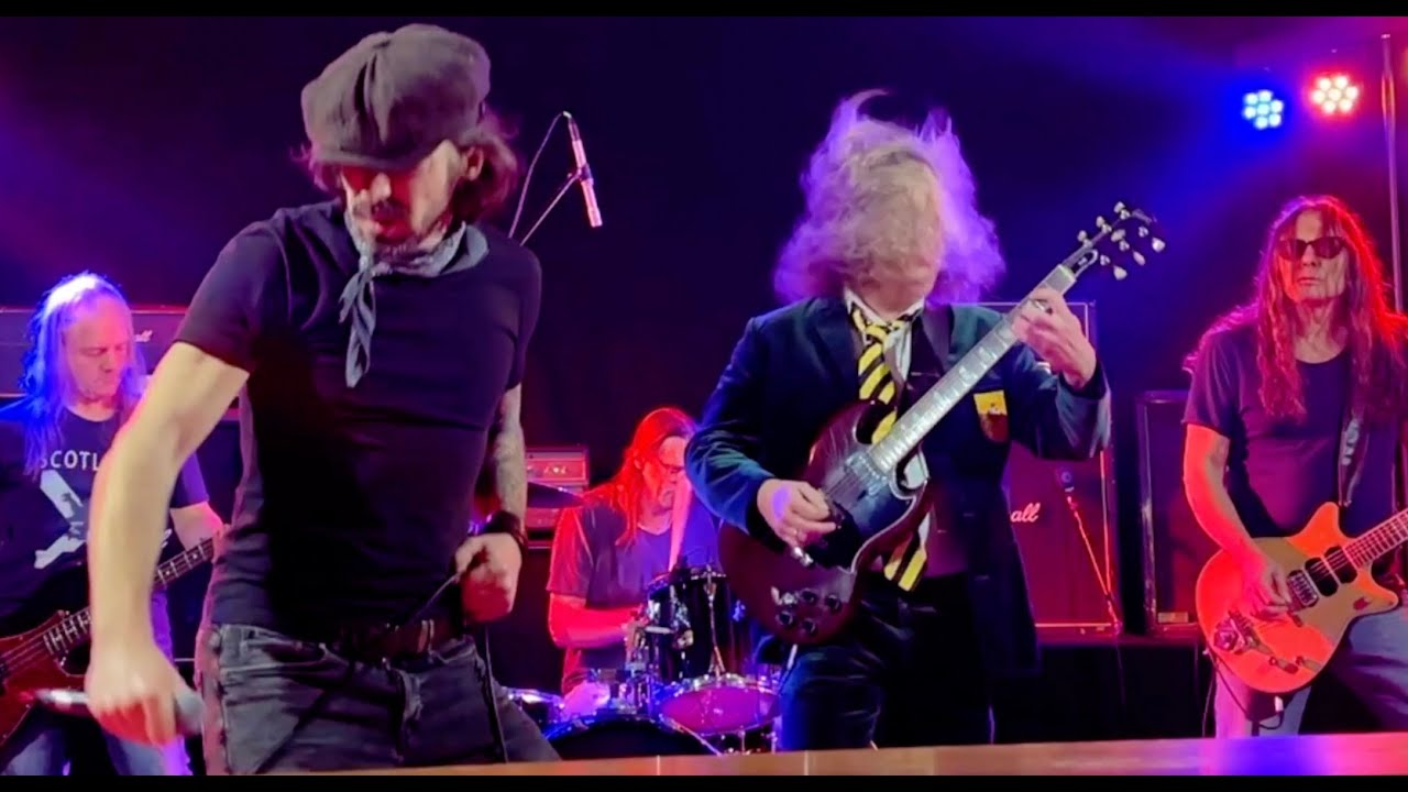 BULLAGE - Live Wire - AC/DC Cover