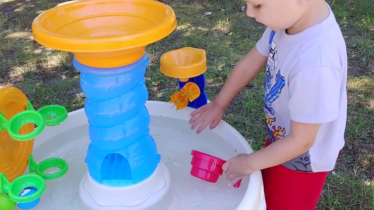 Little Tikes Spiralin' Seas Water Park Water Table Play Set