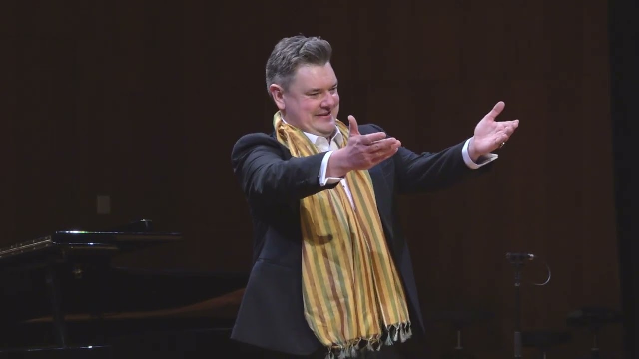 2025 JSRB Bel Canto Award winner - James Young - Udite, udite, o rustici from L’elisir d’amore