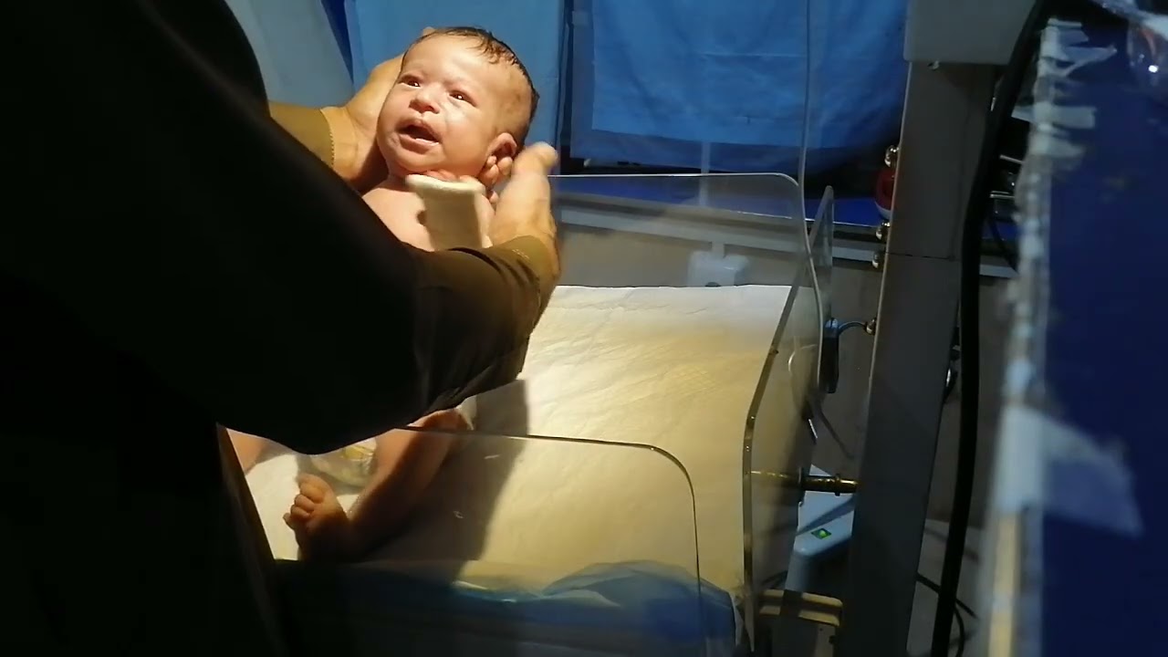 Newborn Baby Bottle Feeding & Proper Burping | Important NICU Baby Care