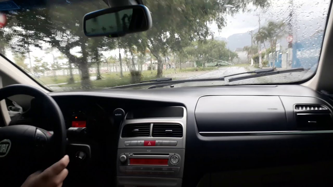 Uma volta de Linea Tjet 1.4 Turbo