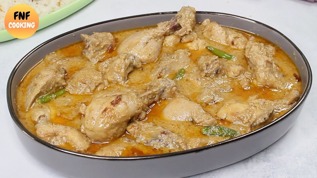 রাজকীয় স্বাদে চিকেন কোরমা - টকদই ছাড়া অল্প মসলাই তৈরি | Chicken Korma recipe | Shahi Chicken korma