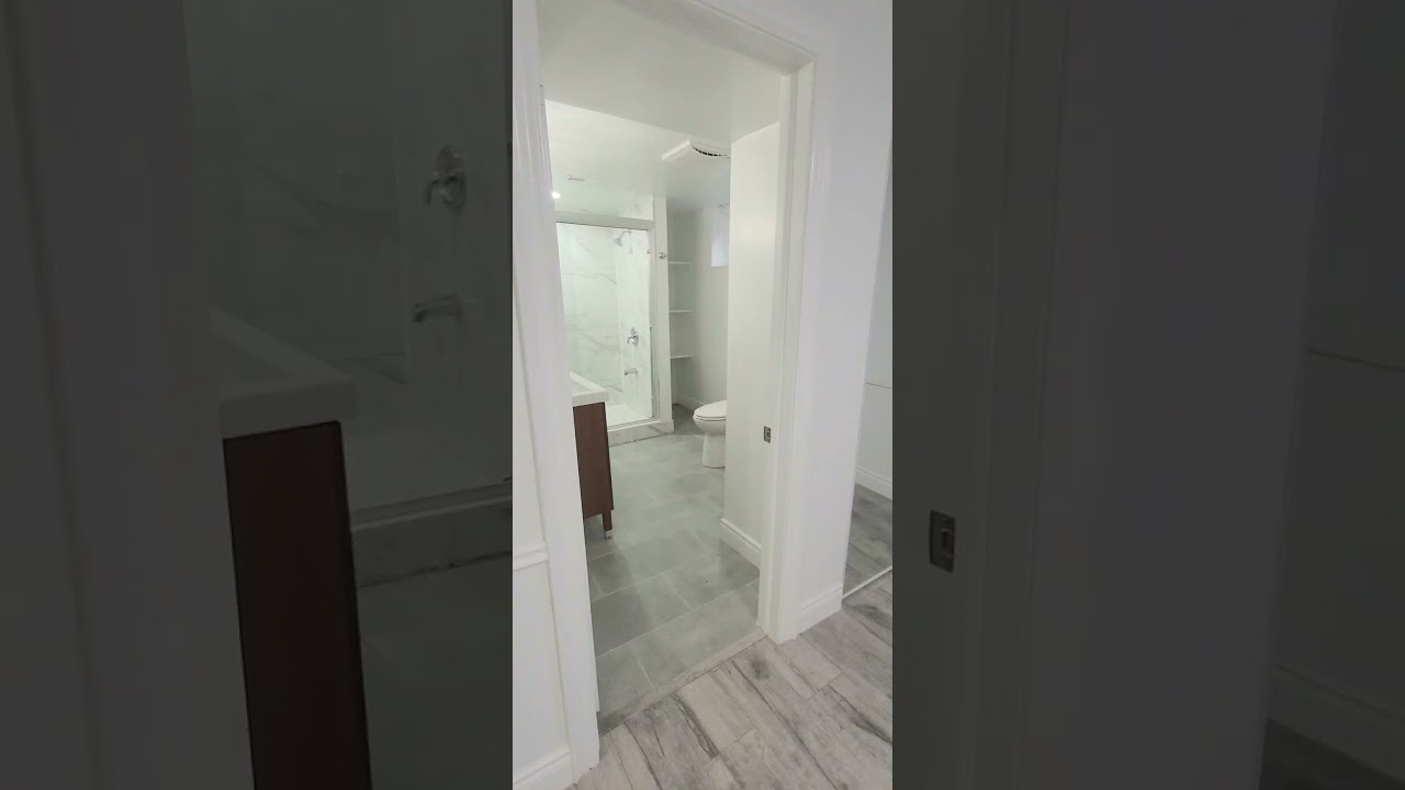 Cozy 1 Bed 1 Bath Basement Apartment in Pickering!