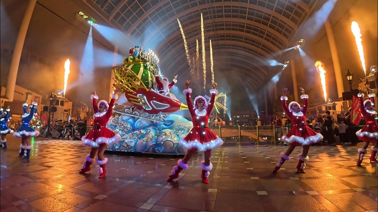 [4K] 2025.11.23 롯데월드 해피 크리스마스 야간 퍼레이드 - Happy Christmas Parade, Lotte World