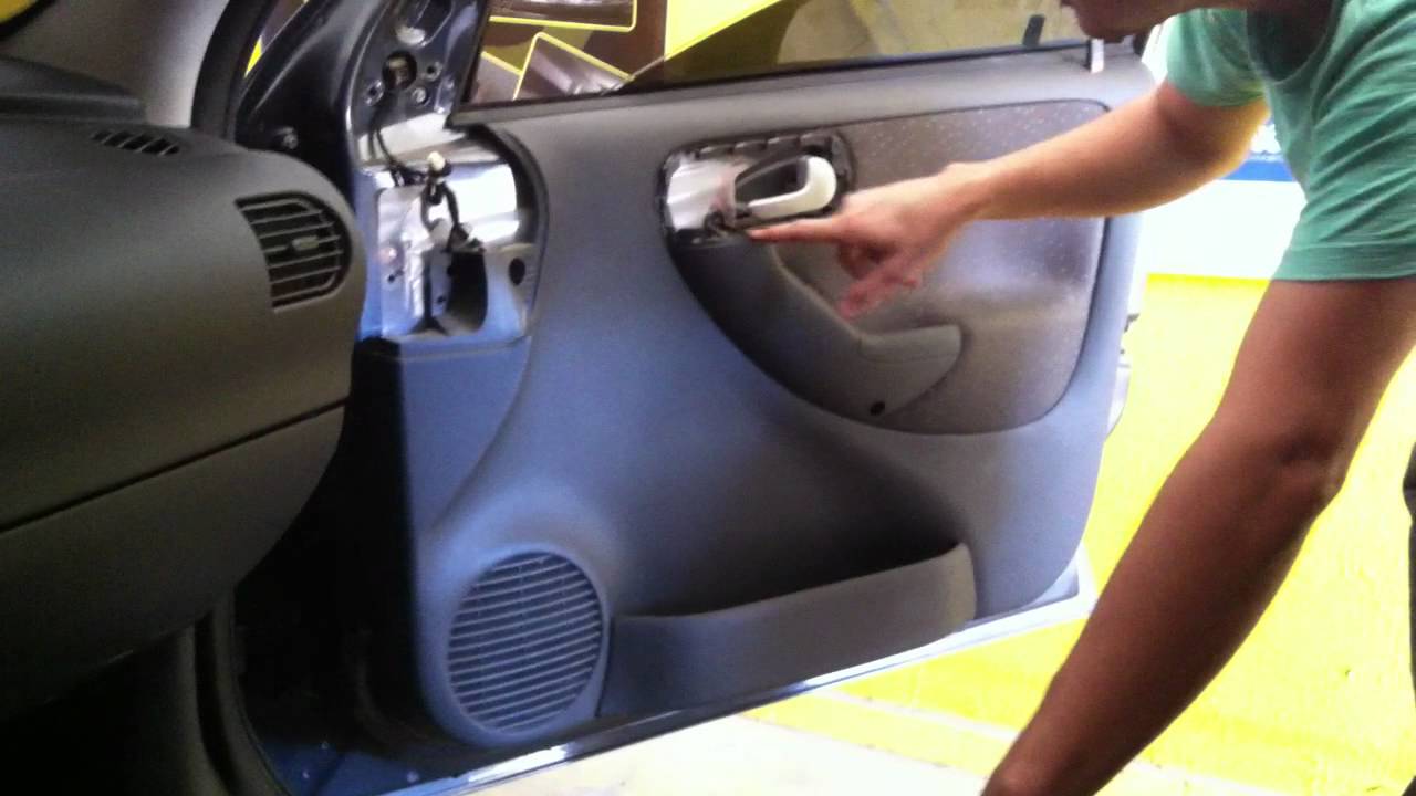 Top Áudio - Remoção de Forro de Porta Novo Corsa