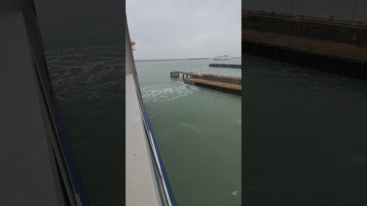 Элис, котенок-водитель грузовика