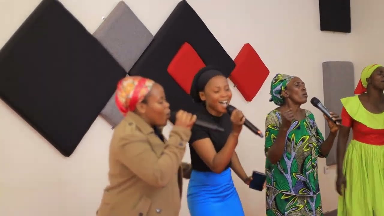 📢GOSPEL MUSIC: MUZE DUTARAMIRE IMANA🙏INTARE ISHAJE NA ANGELIQUE UWIMANA N'ABANDI BENSHI MUKUNDA 🔥