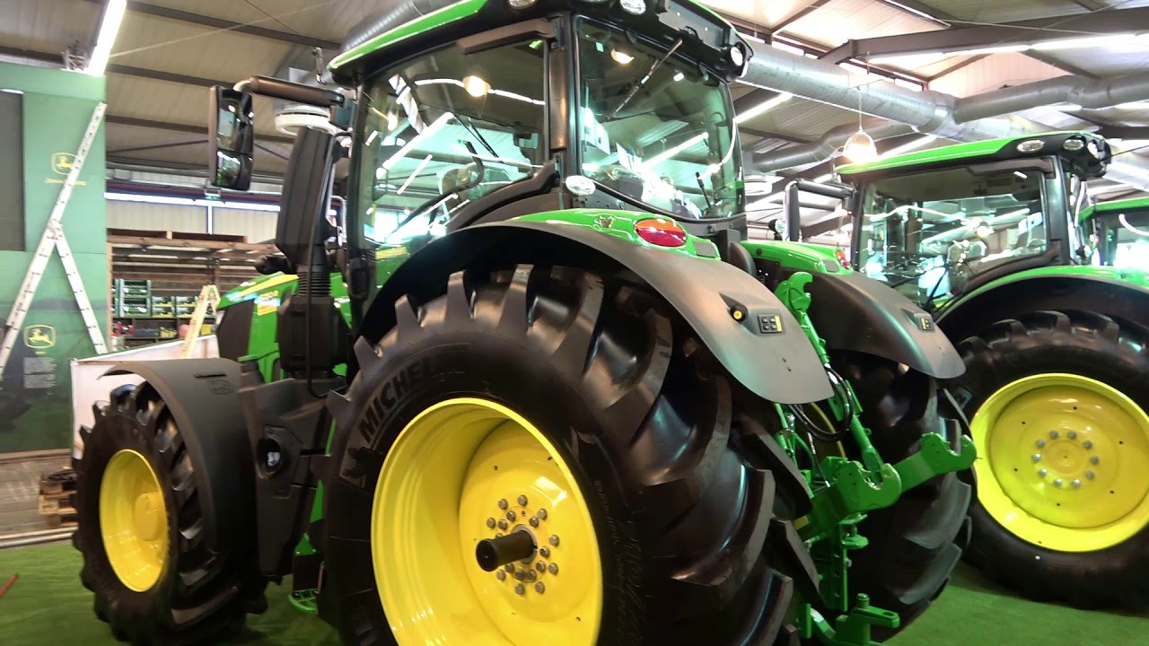 The 2020 JOHN DEERE 6250R tractor