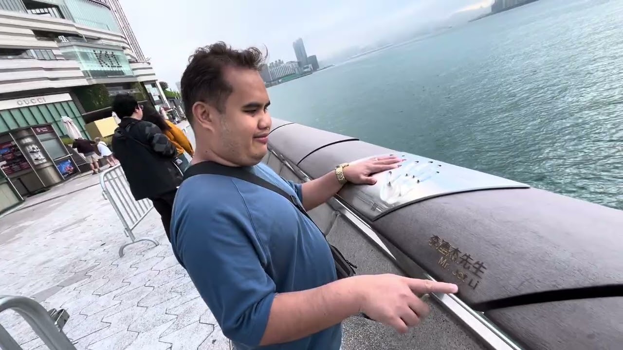 Kowloon Park | Avenue of stars | Peak tram | Sky terrace