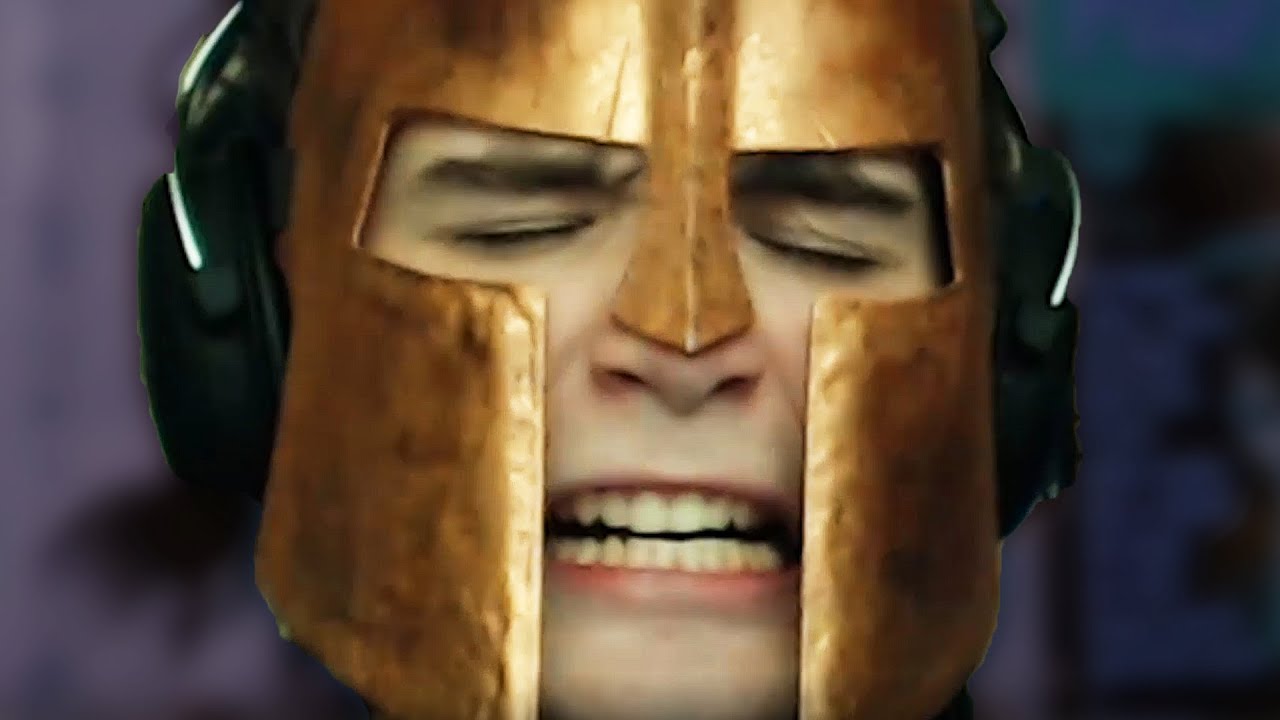 Tvrdě Žilnat&yacute; Pantheon Cosplay
