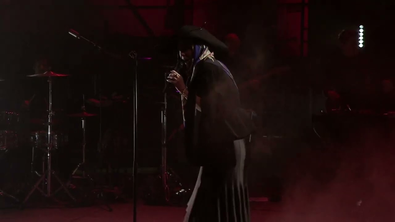 Róisín Murphy - 'Incapable' (Official)