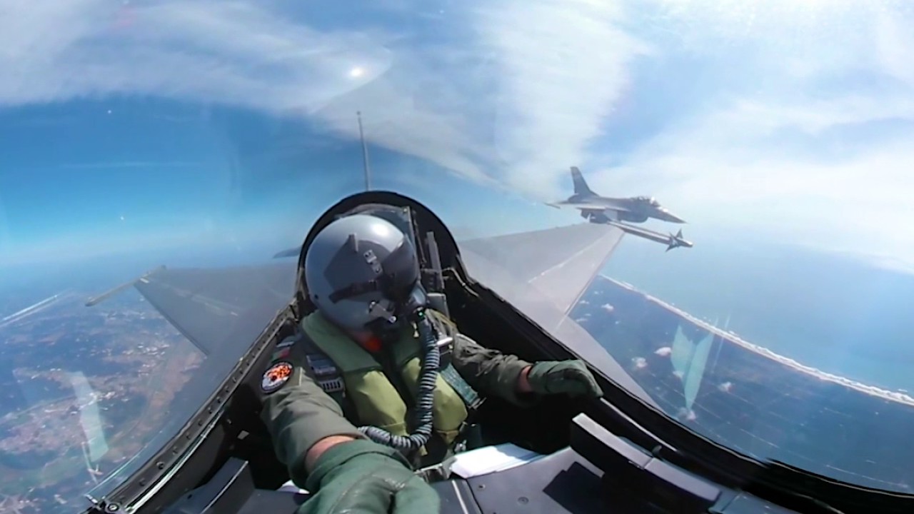 Samsung Portugal | F16 VR 360º Flight