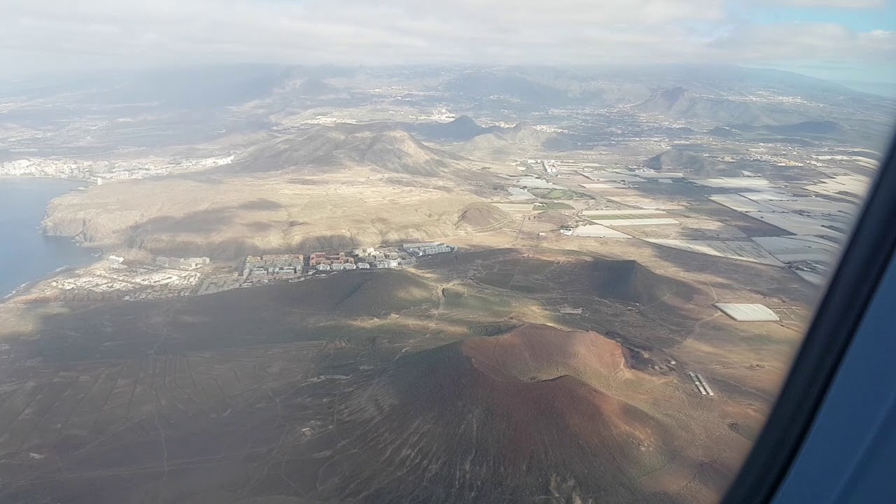 Flying into Tenerife South (TFS) airport