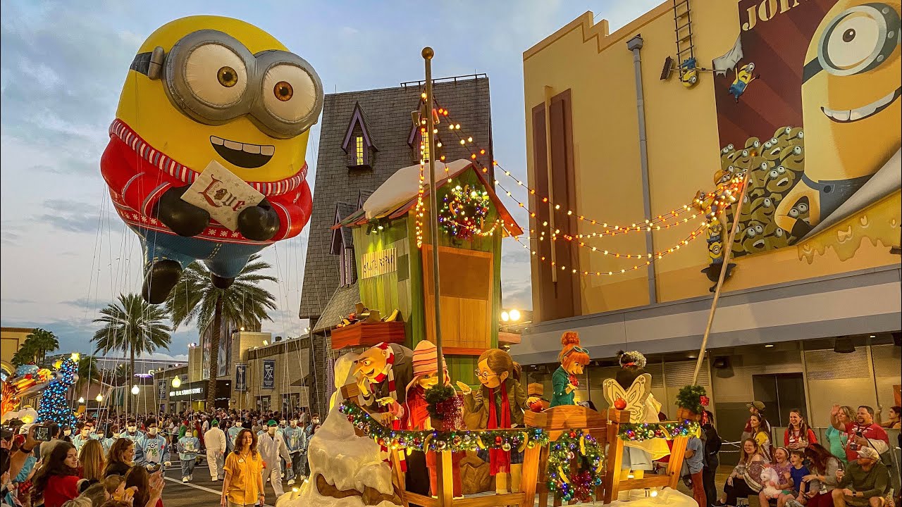 Universal's Holiday Parade Featuring Macy's 2021- Full Christmas Parade at Universal Studios Orlando