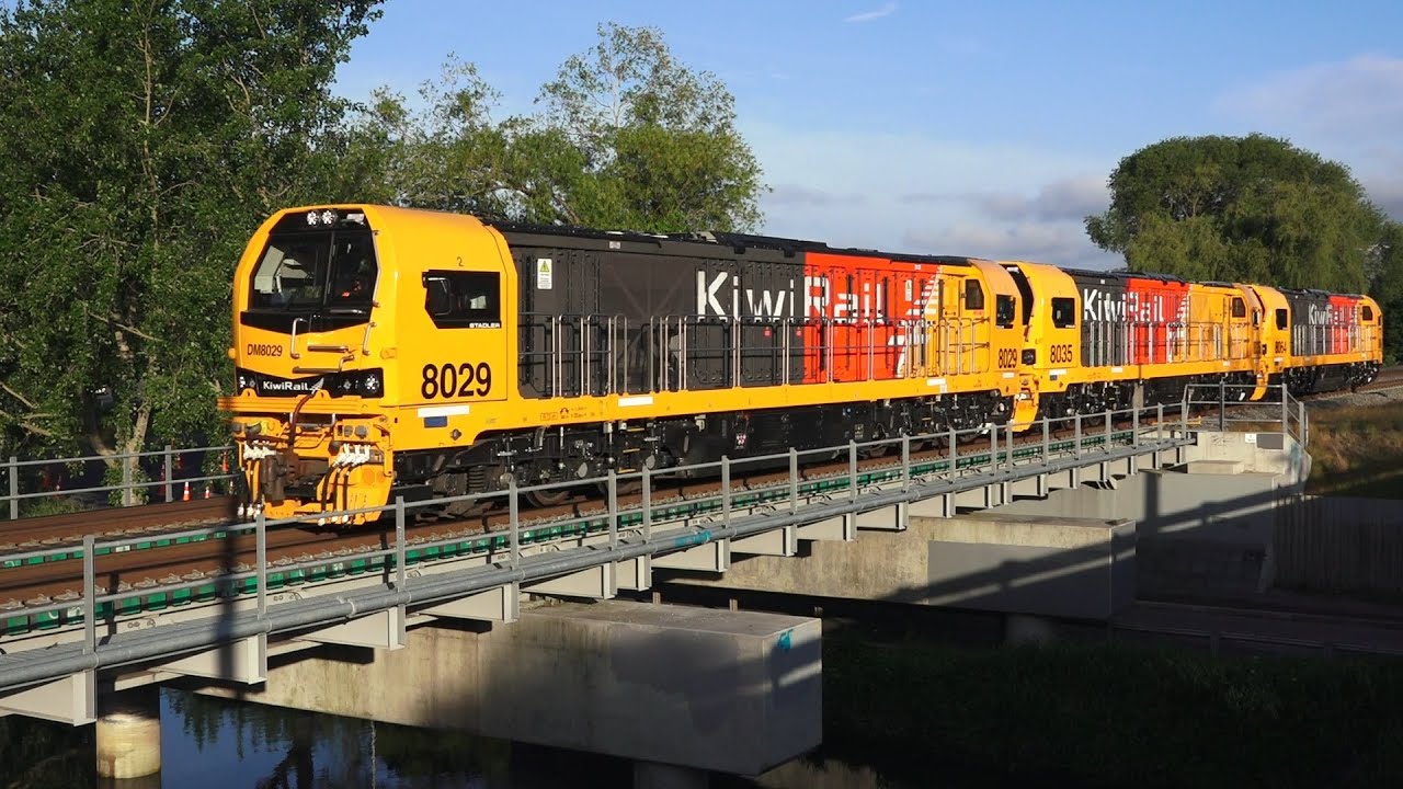 KiwiRail DM Class - Locomotives 3 & 6 to Middleton (HD)