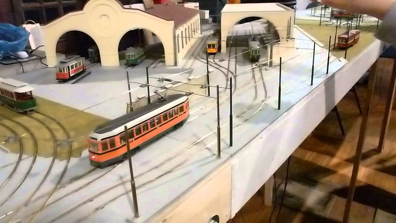Model trams at 