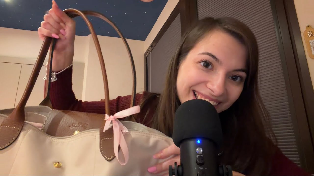 Qué HAY en mi BOLSO? en ASMR