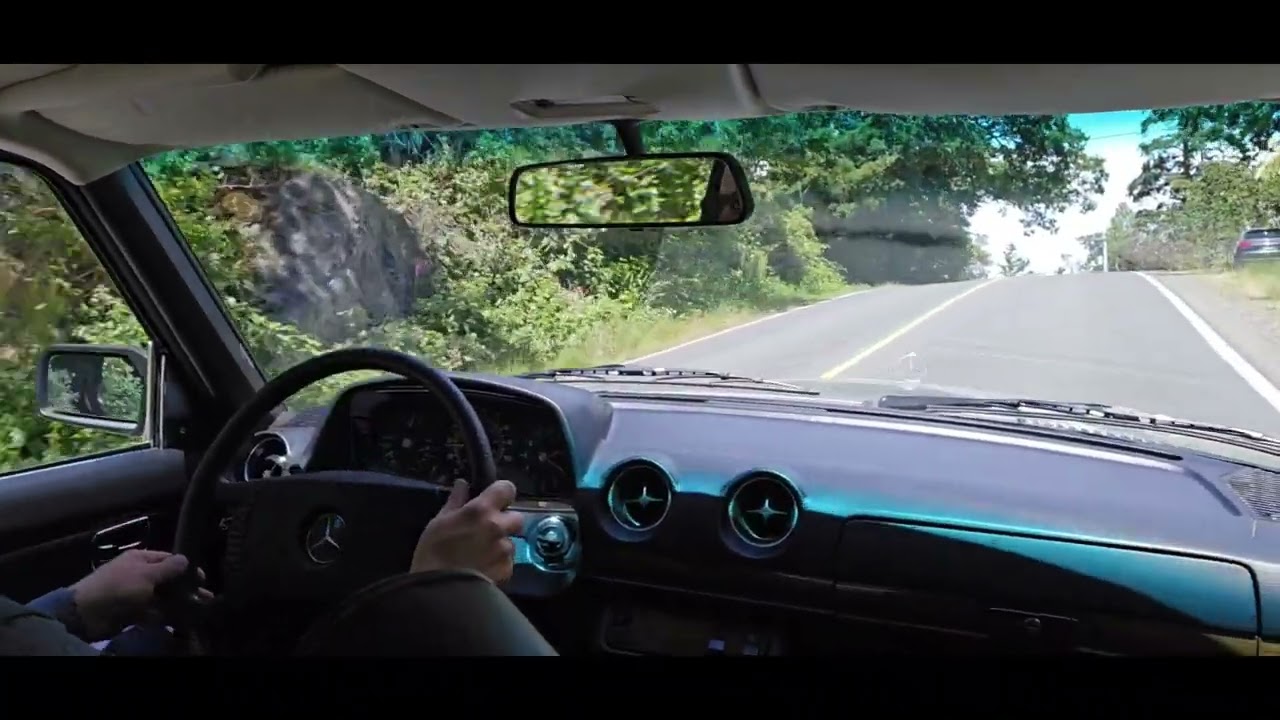 1977 Mercedes Benz 300 D Driving Video