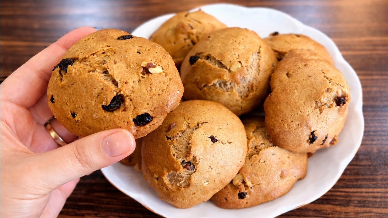 Soft & Chewy Walnut Raisin Cookies | Easy Homemade Cocoa Cookies