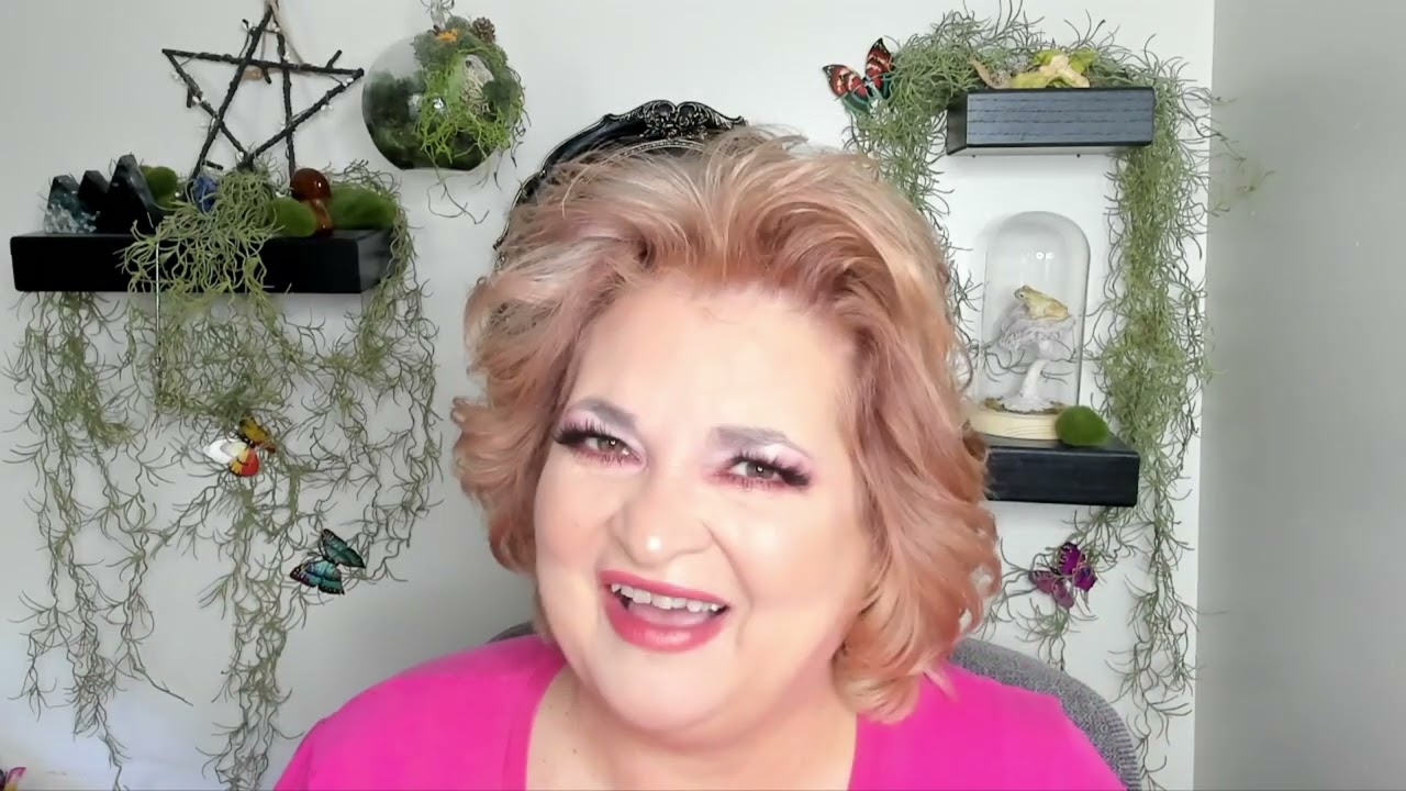 GEMINI - SOMEONE IS JEALOUS OF YOU…AND A STRONG NEW LOVE!!!