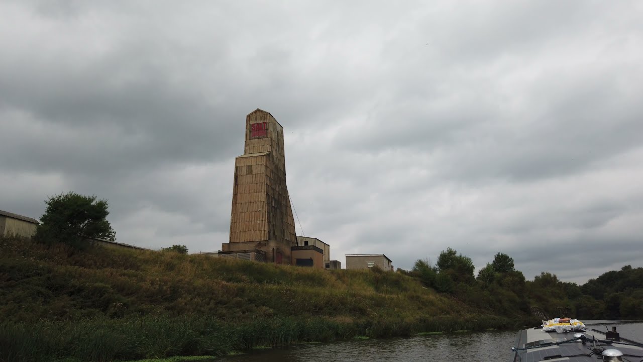 156- Flashes and Salt Mines