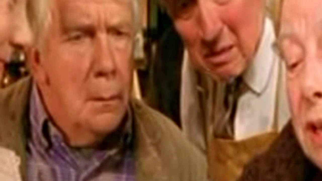 Last of the Summer Wine S25 Ep 09 Beware of Laughing at Noras Hats