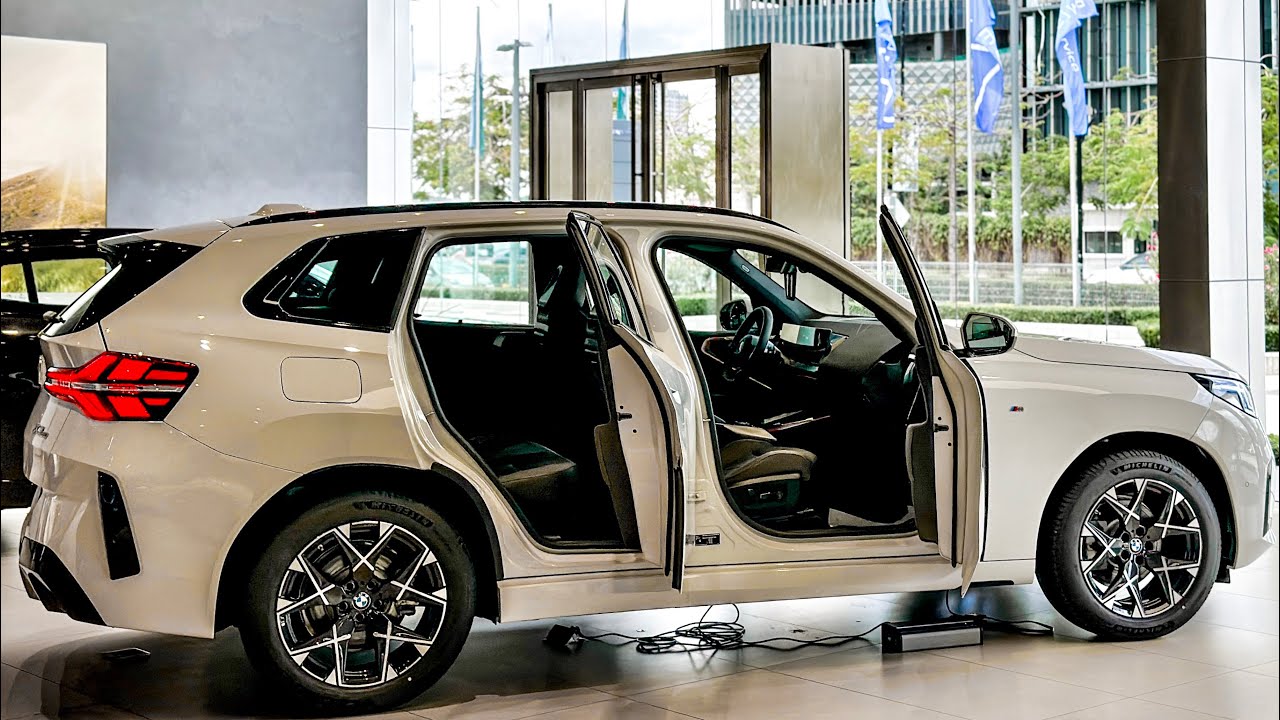 2025 BMW X3 M Sport Pro - Luxury Mid-Size SUV, Interior & Exterior
