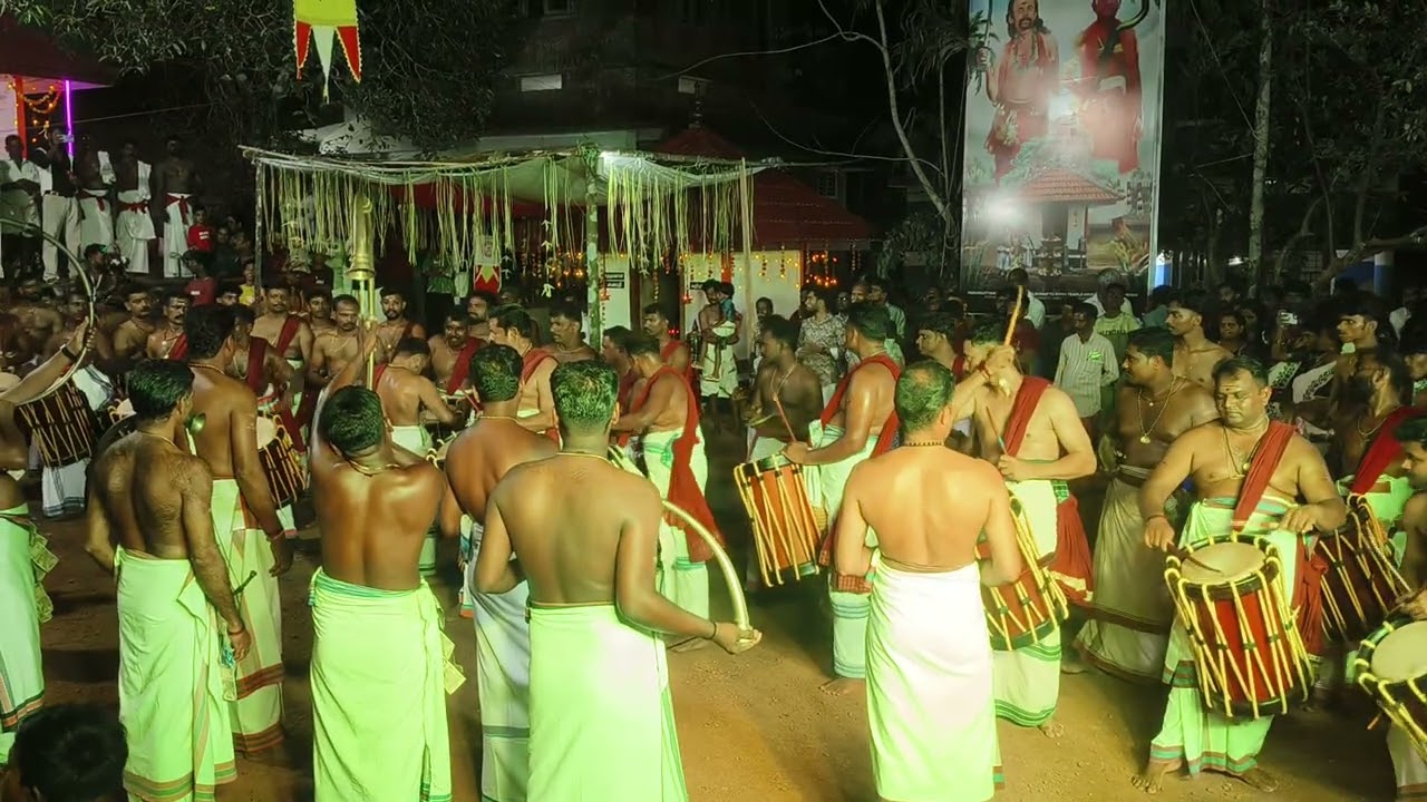 എന്താ മേളം..