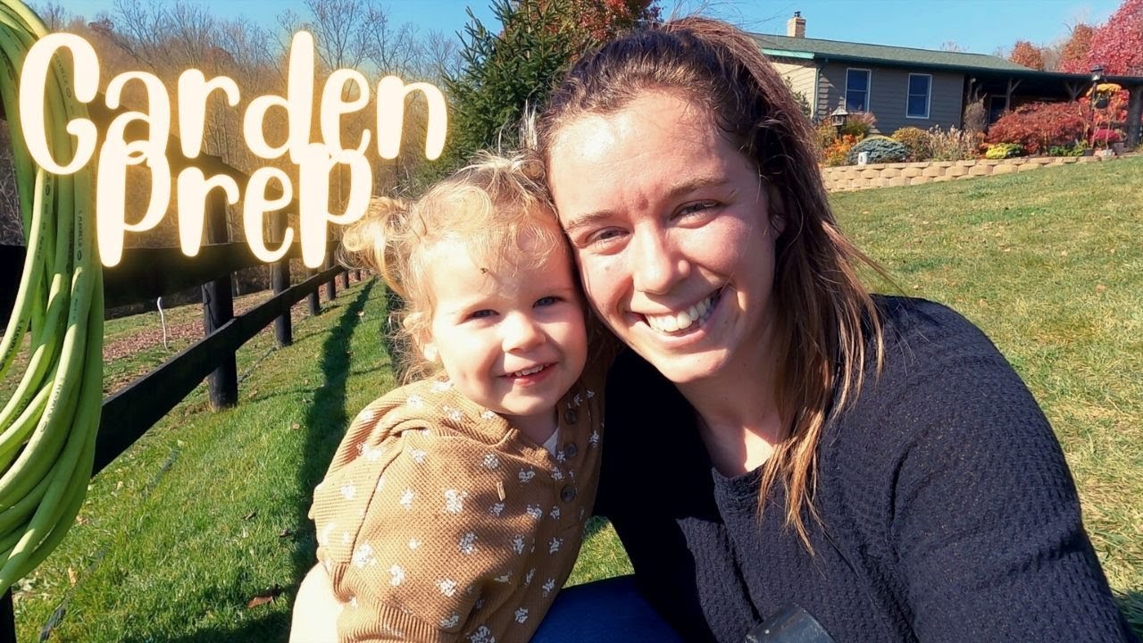 Fresh Garden Pathways - Garden Prep //The Yoder Homestead