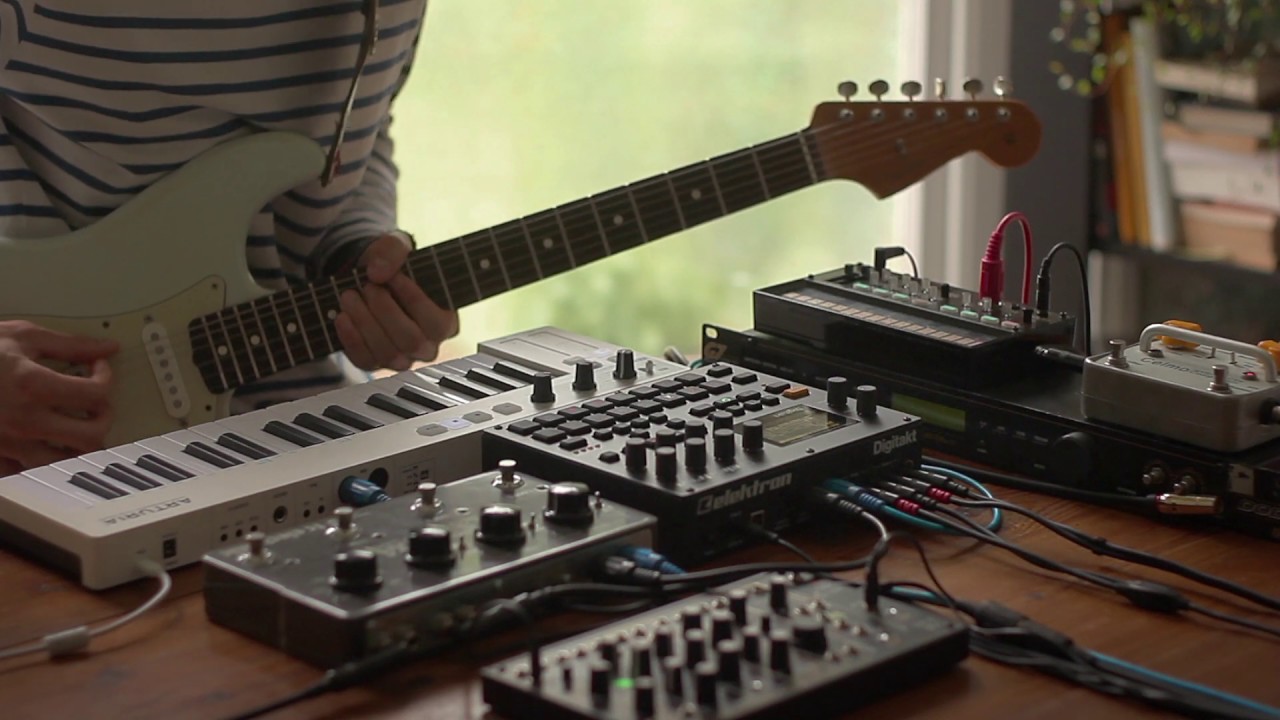 Random Jam #4 [funky hip-hop w/ Digitakt, 0-Coast, Volca FM, Keystep & Ditto X4]
