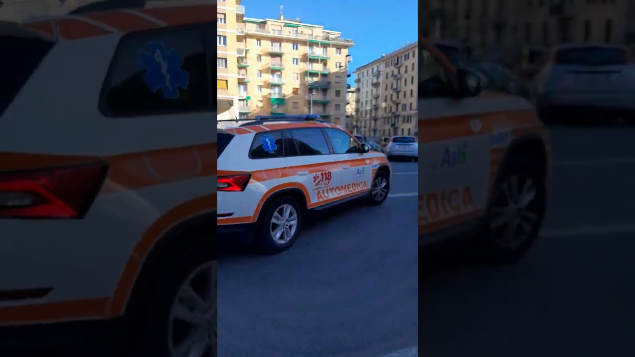 (RARE) Automedica 118 la spezia soccorso in uscita dal pronto soccorso di La Spezia :)