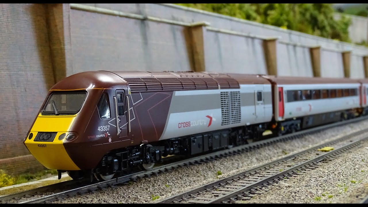 (Video 6) Hornby Class 43 HST Cross Country running session on the Valebridge Model Railway Layout