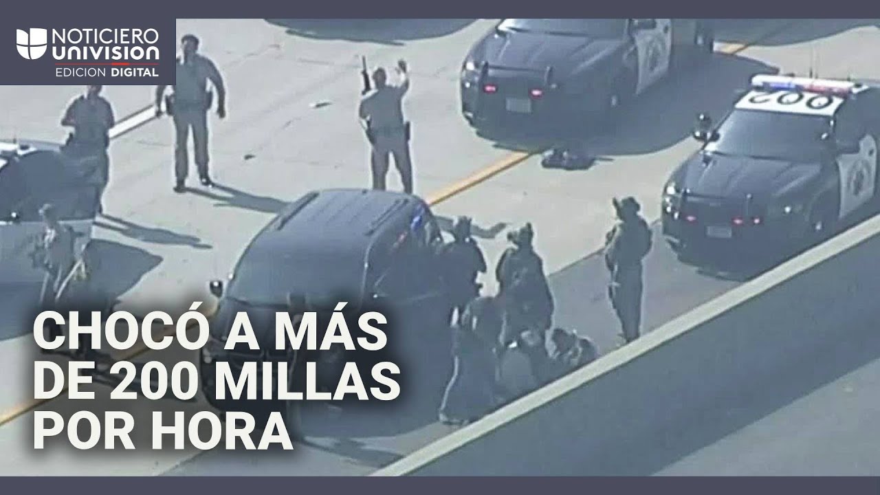 El momento en que sospechoso de matar a un oficial choca violentamente durante persecuci&oacute;n policial