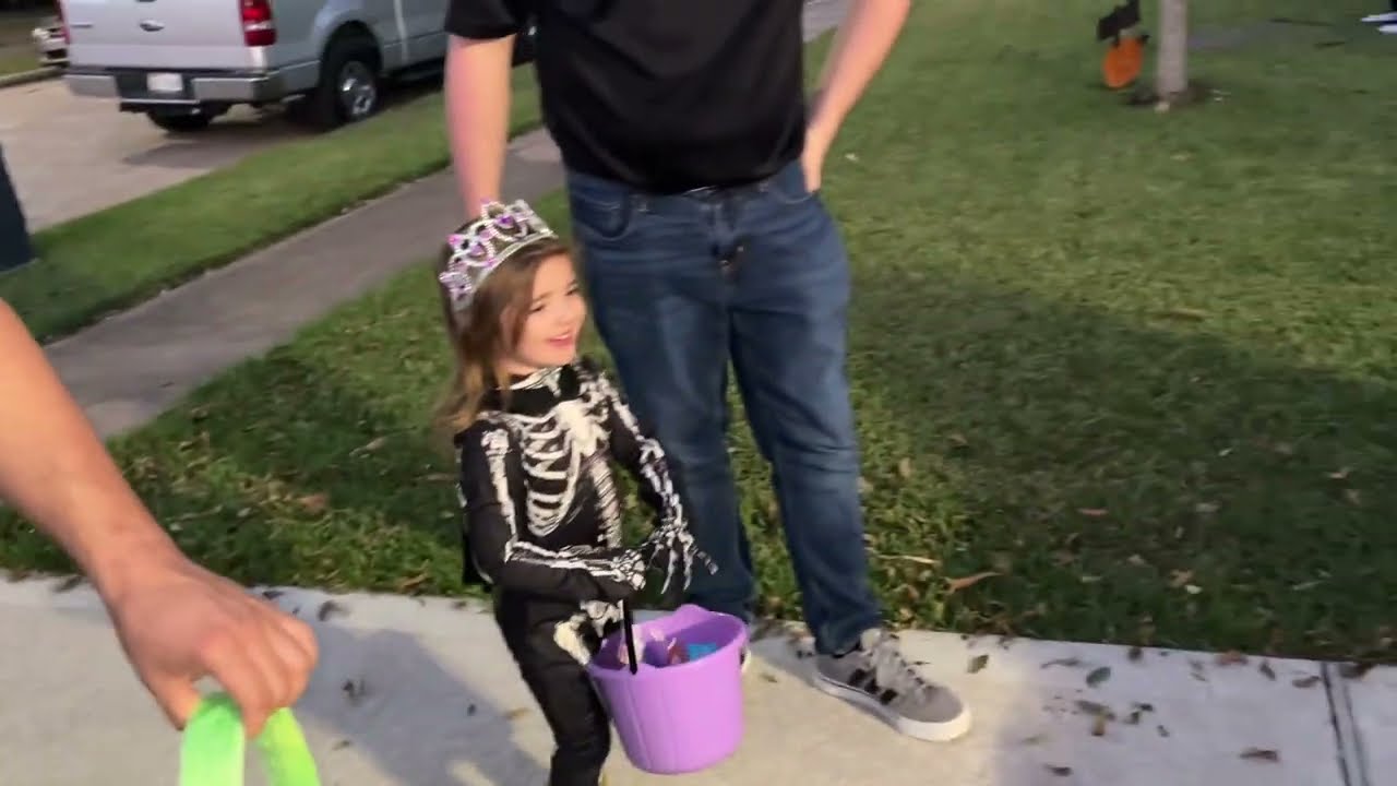 October 2025 Clips | Random fun & Halloween Events