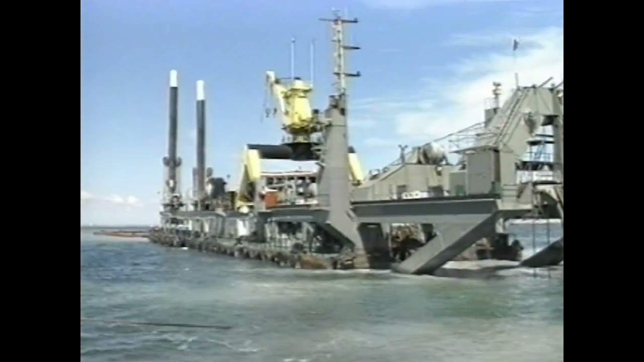 The Power of Dredging, a look at the vessels & projects of Ballast Nedam Dredging in the mid 1990's