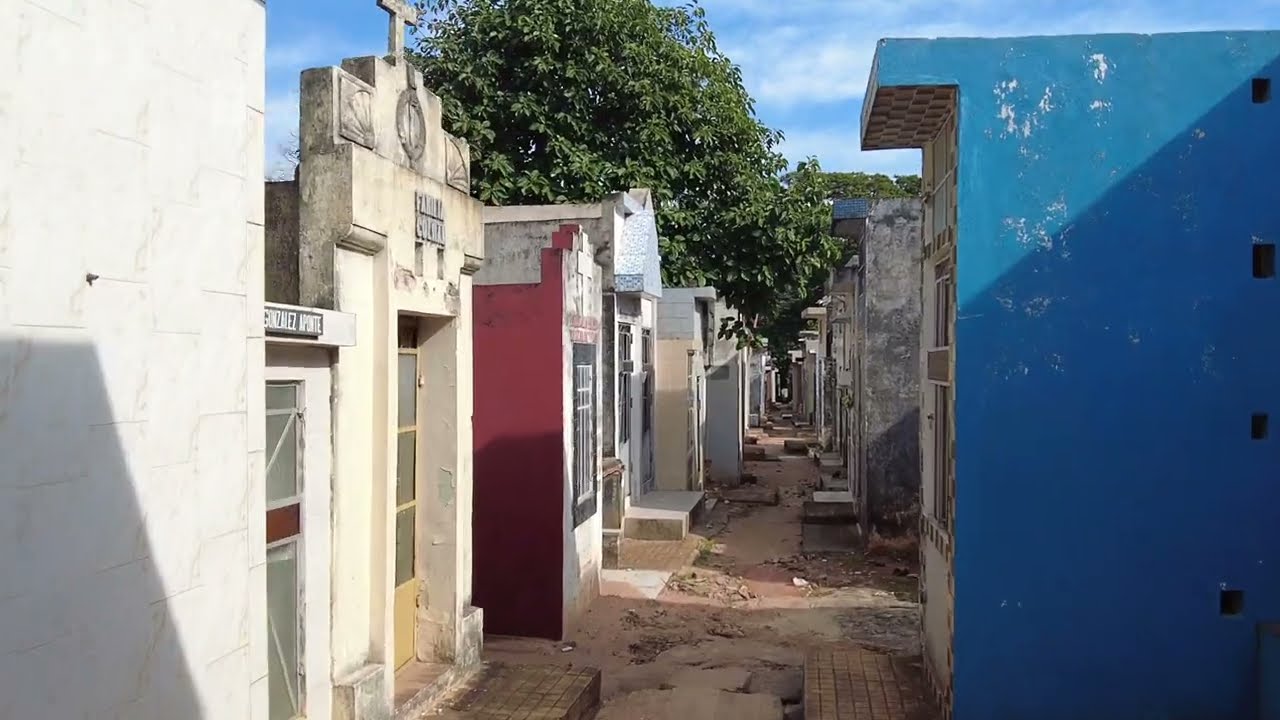 Cementerio de la Recoleta, Asuncion, Paraguay