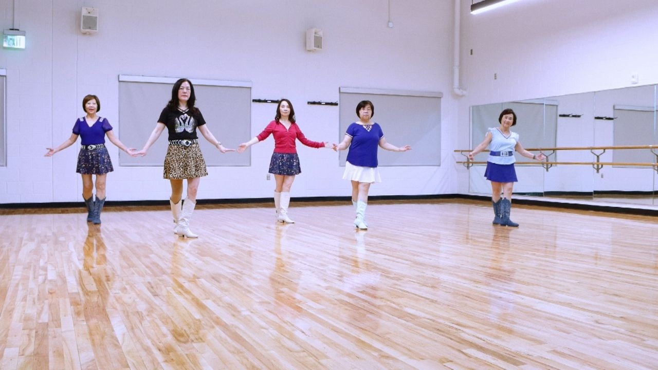 Our Melody - Line Dance (Dance & Teach)