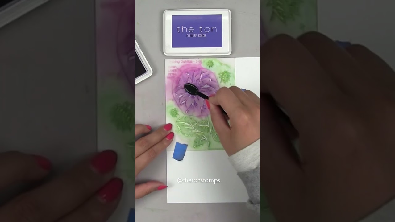 Easy card with Dahlia Layering Stencils